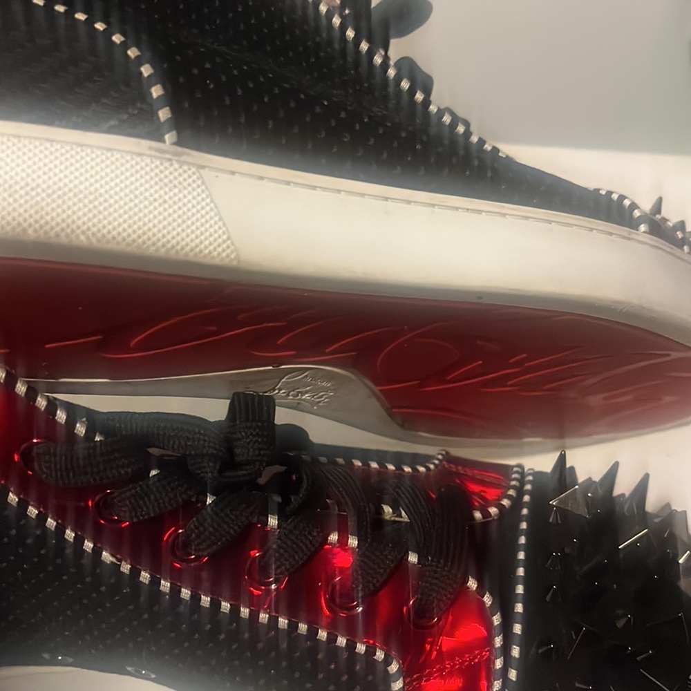 Basket louboutin spike neuves